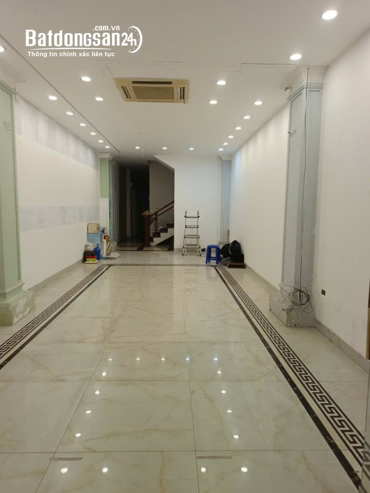 Cho thuê nhà mặt tiền Phố Tôn Đức Thắng, Phường Văn Miếu-Quốc Tử Giám (Q Đống Đa cũ), TP Hà Nội