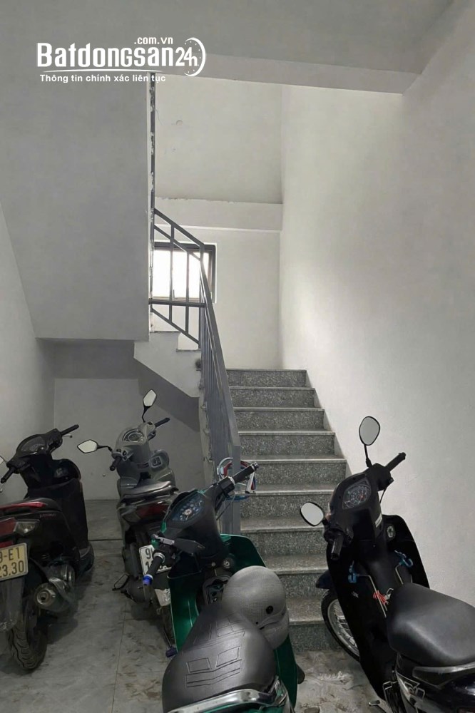 Bán nhà Đường 295B, Phường Nếnh (Tx Việt Yên cũ), Bắc Ninh