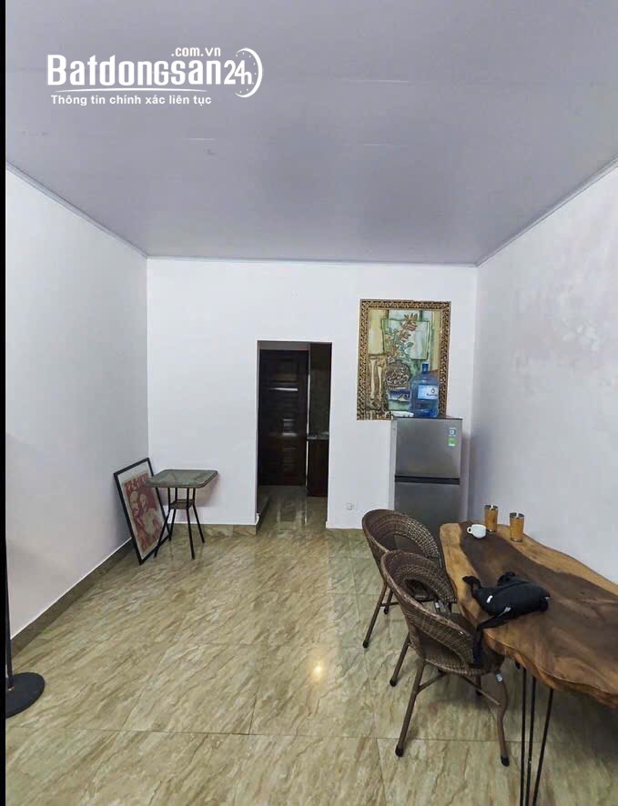 Cho thuê nhà nguyên căn ngõ phố Thợ Nhuộm Hoàn Kiếm 30m x 3T giá 13.5 triệu FULL ĐỒ