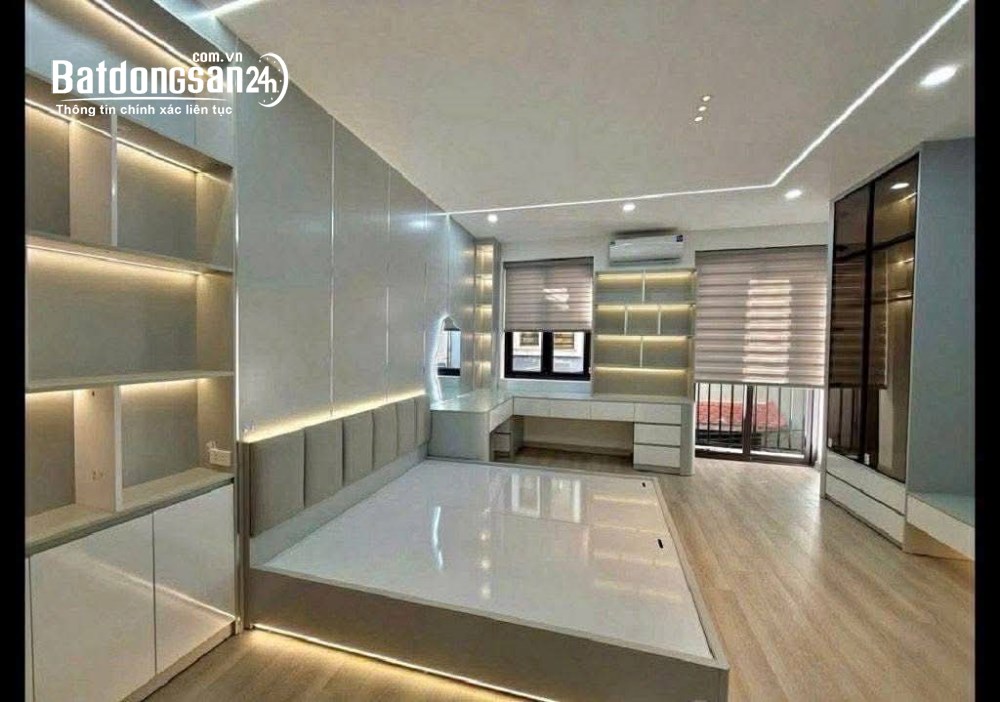 Bán nhà Siêu phẩm Đông Ngạc Làng Cổ 6 tầng thang máy full đồ ở luôn 10 tỏi