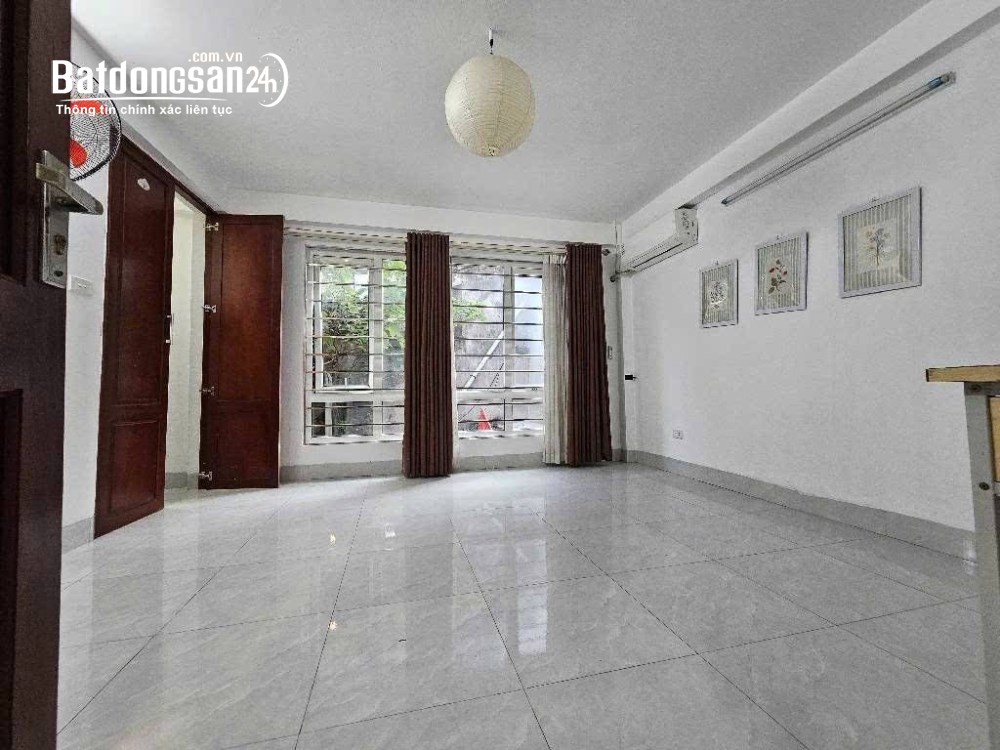 Bán nhà Đường Trương Định, Phường Lĩnh Nam (Q Hoàng Mai cũ), Hà Nội