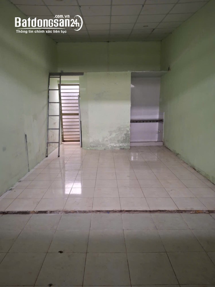 Cho thuê mặt bằng kinh doanh ngay chợ đường Nguyễn Văn Cừ, P. Long Khánh, Đồng Nai