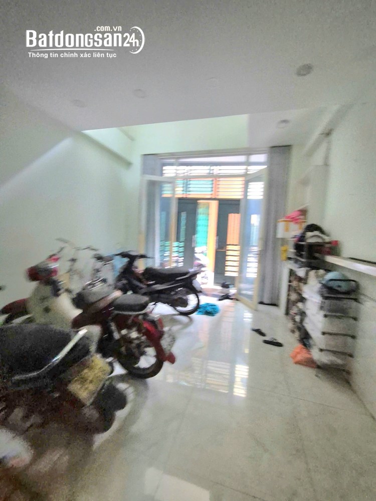Bán nhà Đường Lạc Long Quân, Phường Tân Hòa (Q Tân Bình cũ), Hồ Chí Minh