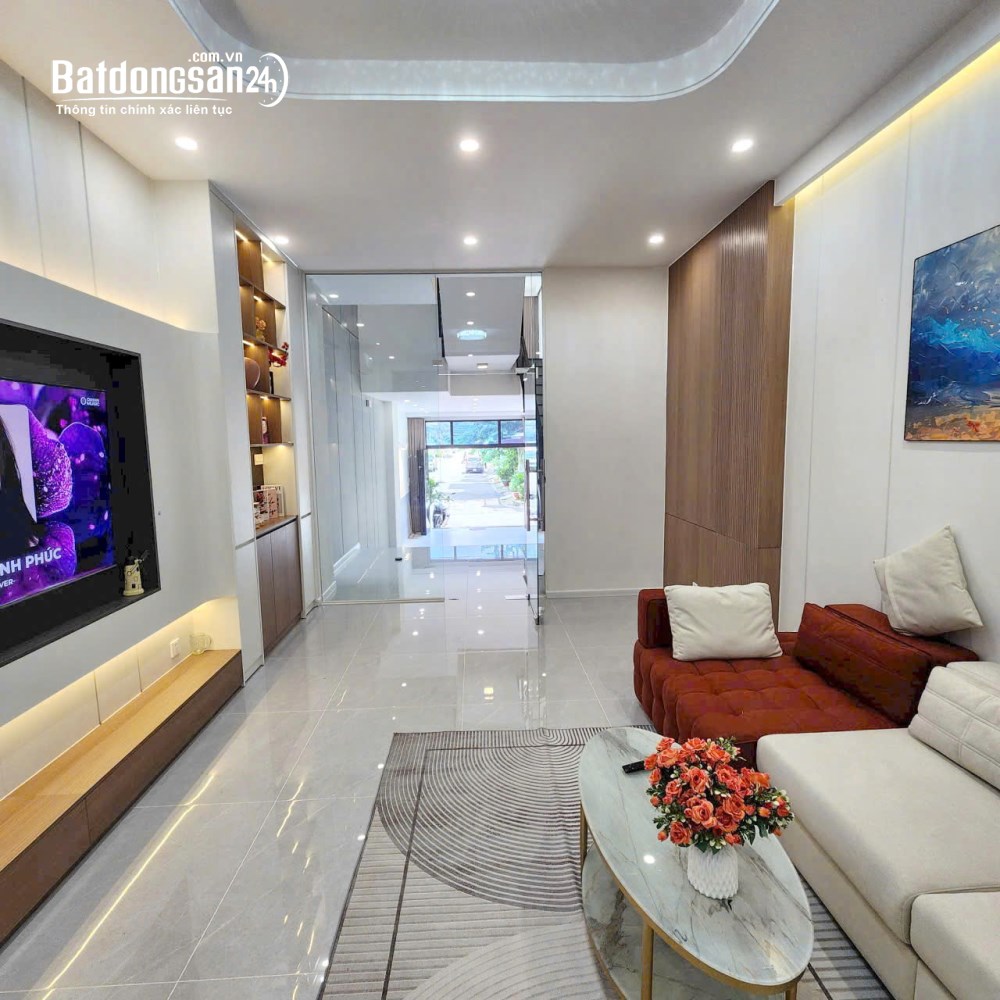 Bán nhà mặt tiền Đường 4, Phường Tân Thuận (Quận 7 cũ), Hồ Chí Minh
