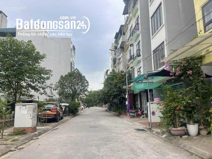 BÁN ĐẤT THỔ CƯ HOÀ LẠC, MẶT ĐƯỜNG Ô TÔ TRÁNH, 115M2, MT8, ĐỐI DIỆN ĐH FPT, VIEW HỒ 