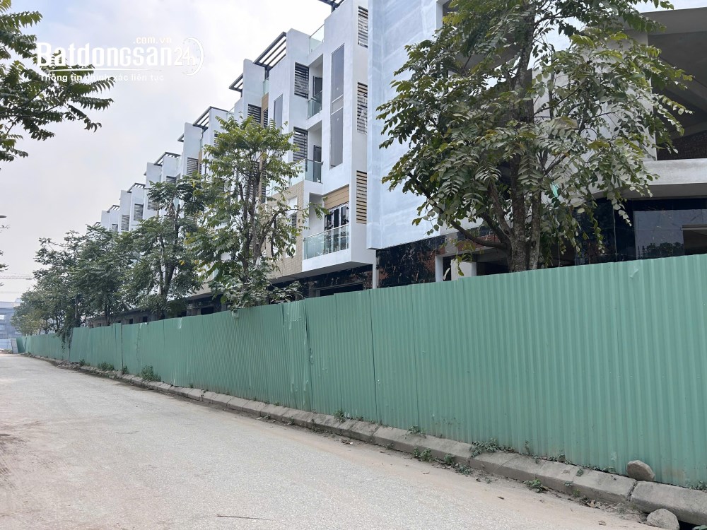 BÁN CĂN LIỀN KỀ KĐT THANH HÀ CIENCO 5. NHÀ 100M2 XÂY 5 TẦNG. MT 5M.