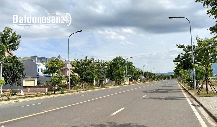 BÁN ĐÂT THỔ CƯ HOÀ LẠC, CHỈ HƠN 3 TỶ, MẶT TRỤC CHÍNH LIÊN XÃ, KD SẦM UẤT