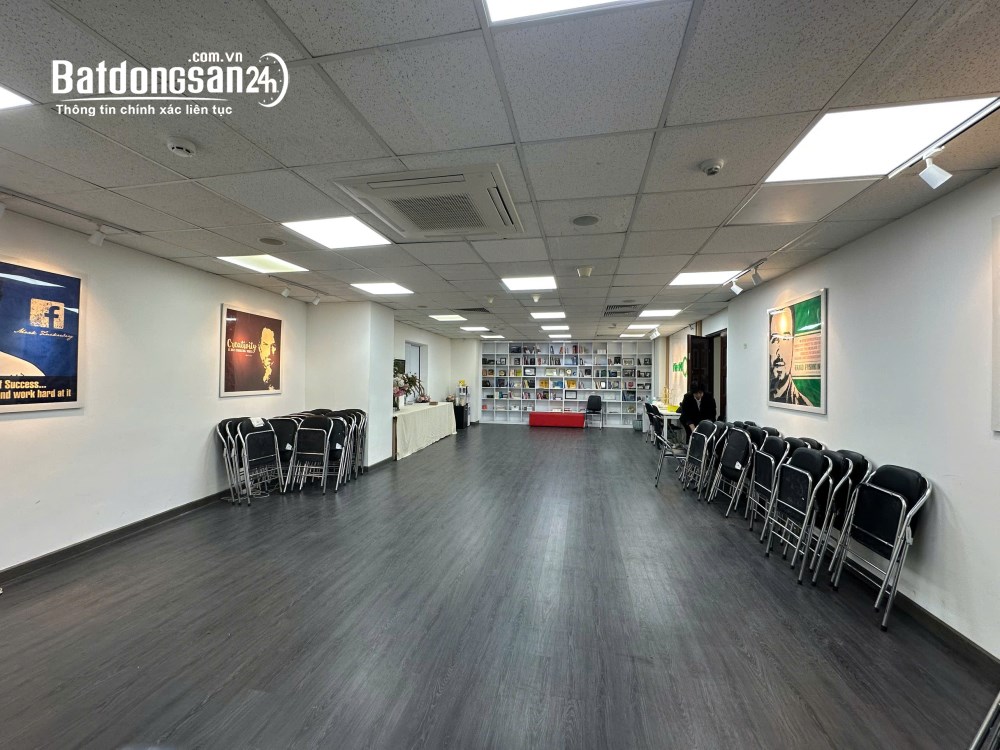 76 và 94m2 VP cho thuê tại số 11 Thái Hà. Giá 19 và 25 triệu/tháng
