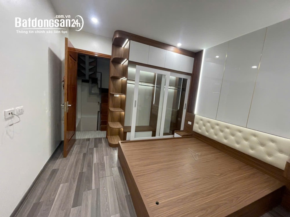 Cho thuê Nhà riêng Ngõ Chùa Liên Phái - Bạch Mai - Hai Bà Trưng 30m x 5T giá 12 triệu