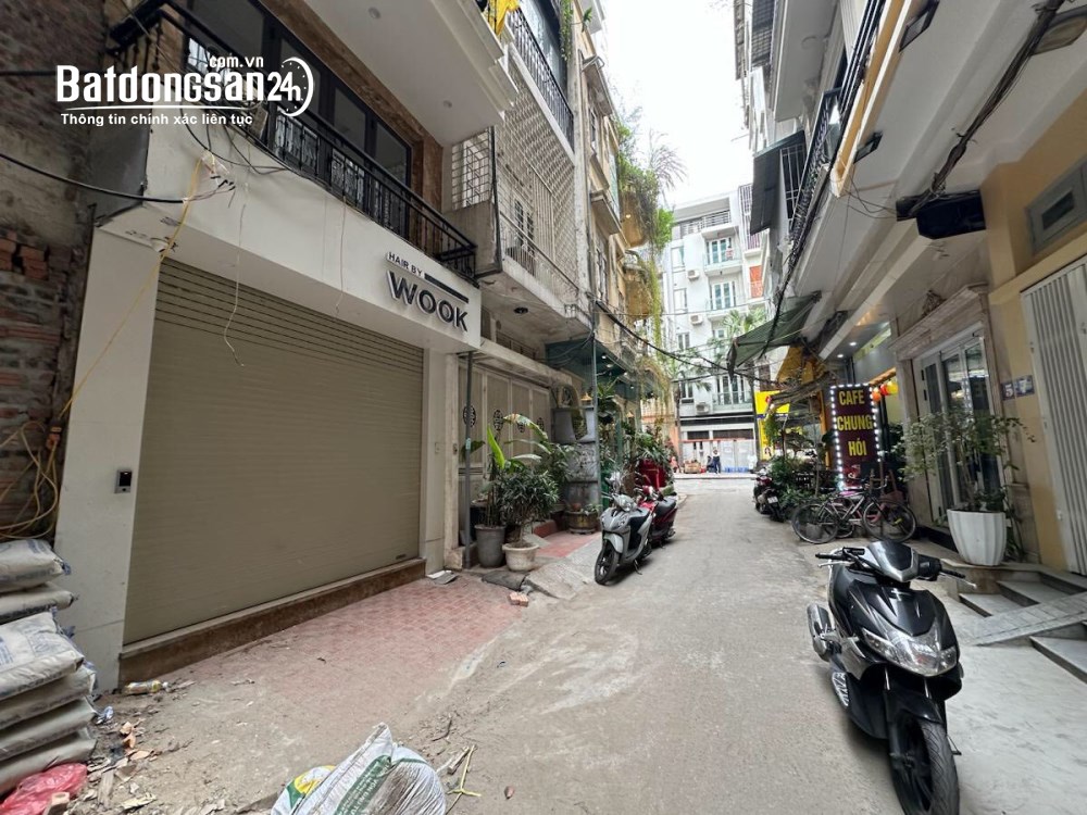 "Bán nhà phố Nguyễn Chí Thanh, Đống Đa 40m, 7 tầng, mt 4m. Giá: 23 tỷ