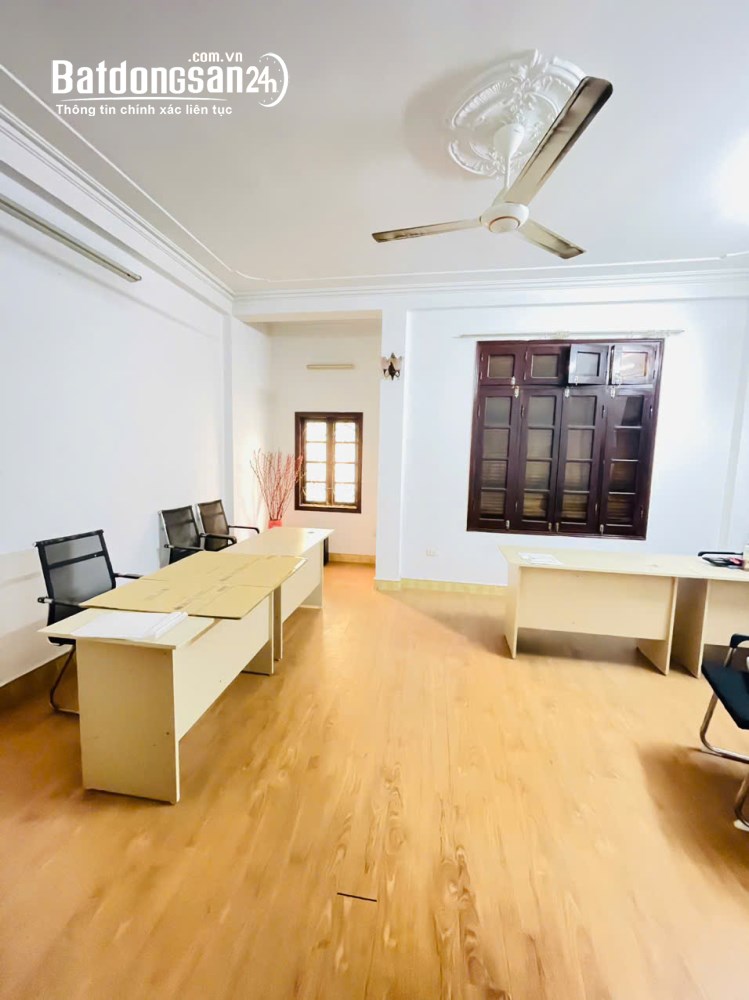 Cho thuê nhà ngõ 193 Phố Trung Kính, Diện tích 65m2 x 5 tầng, ngõ rộng để ô tô