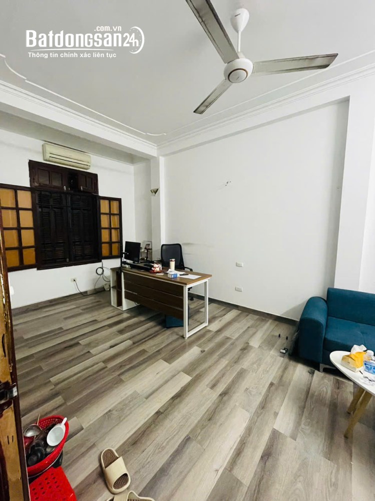 Cho thuê nhà ngõ 193 Phố Trung Kính, Diện tích 65m2 x 5 tầng, ngõ rộng để ô tô