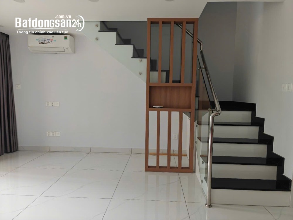 Chính Chủ Cho Thuê Văn Phòng Shophouse  MIDTOWN M7 trung tâm Phú Mỹ Hưng,Tân Mỹ (Quận 7 cũ)
