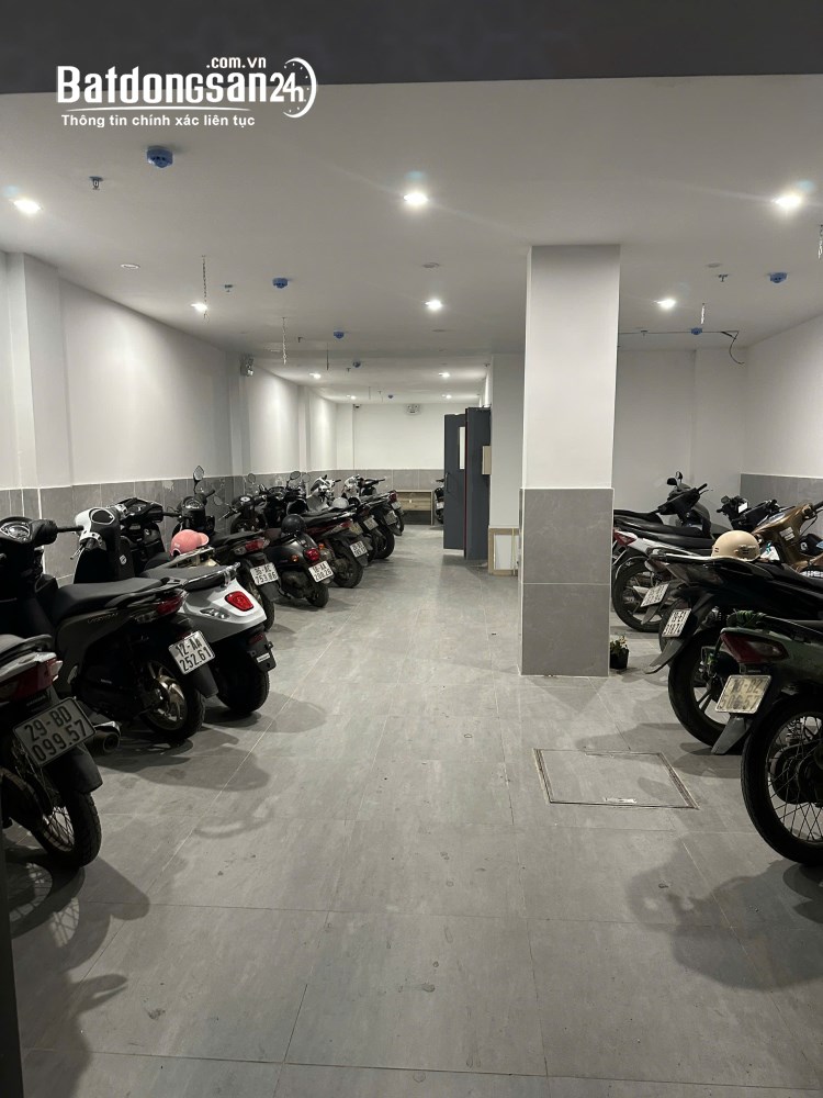 Bán nhà 800m2 sàn 33 phòng tại Trâu Quỳ, Gia Lâm, Hà Nội. 2x tỷ, Lh 0989894845 