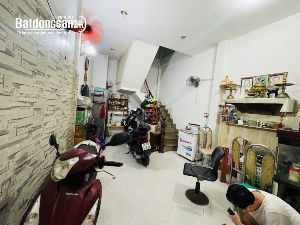 Bán nhà Đường Bùi Thị Xuân, Phường Bảy Hiền (Q Tân Bình cũ) ,5 x 8.6, NHỈNH 5 TỶ 