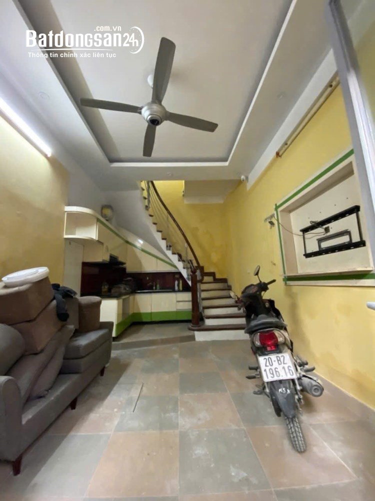 Cho thuê nhà riêng ngõ 105 Trường Chinh, Đống Đa 30m x 5T giá 12tr Ô TÔ ĐỖ CỬA