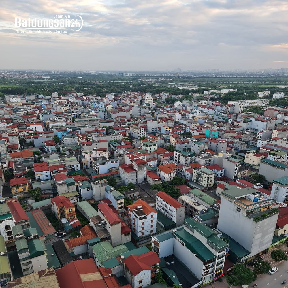 Đất khu chợ sinh viên học viện VNUA Trâu Quỳ 90m2 mt 5m đường 4m thông. Lh 0989894845