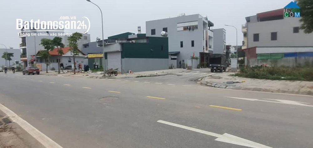 BÁN ĐẤT HOÀ LẠC, PHÚ CÁT, PHÂN LÔ Ô TÔ TRÁNH, TRỤC CHÍNH KINH DOANH, ĐỐI DIỆN ĐH FPT.
