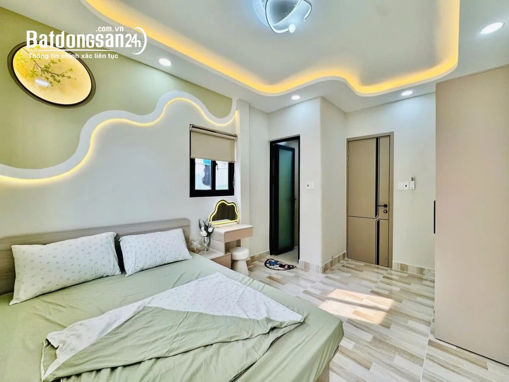 Nhà bán HXH Ni Sư Huỳnh Liên gần 30m2 Tân Bình 3 tầng giá chỉ 2,85 tỷ.