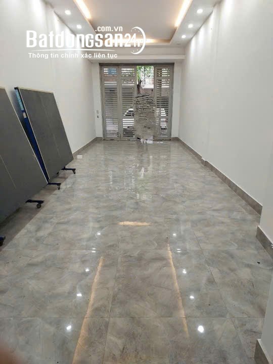 Cho thuê nhà Đường Đầm Trấu, Phường Vĩnh Tuy (Q Hai Bà Trưng cũ), TP Hà Nội