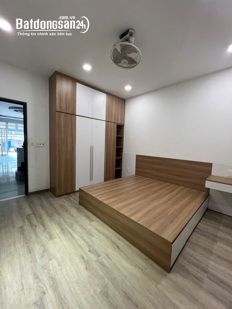 Bán nhà Phường Bình Phú (Quận 6 cũ), Hồ Chí Minh