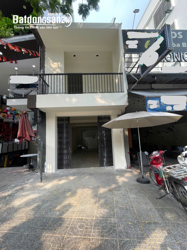 Bán nhà mặt tiền Đường Hòa Bình, Phường Hòa Bình (Quận 11 cũ), Hồ Chí Minh