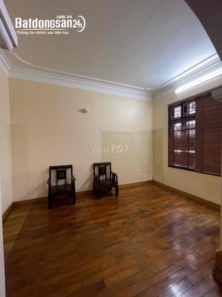 Nhà ngõ 7 phố Nghĩa Đô. Diện tích 50m2 x 4 tầng đường rộng ô tô đi lại