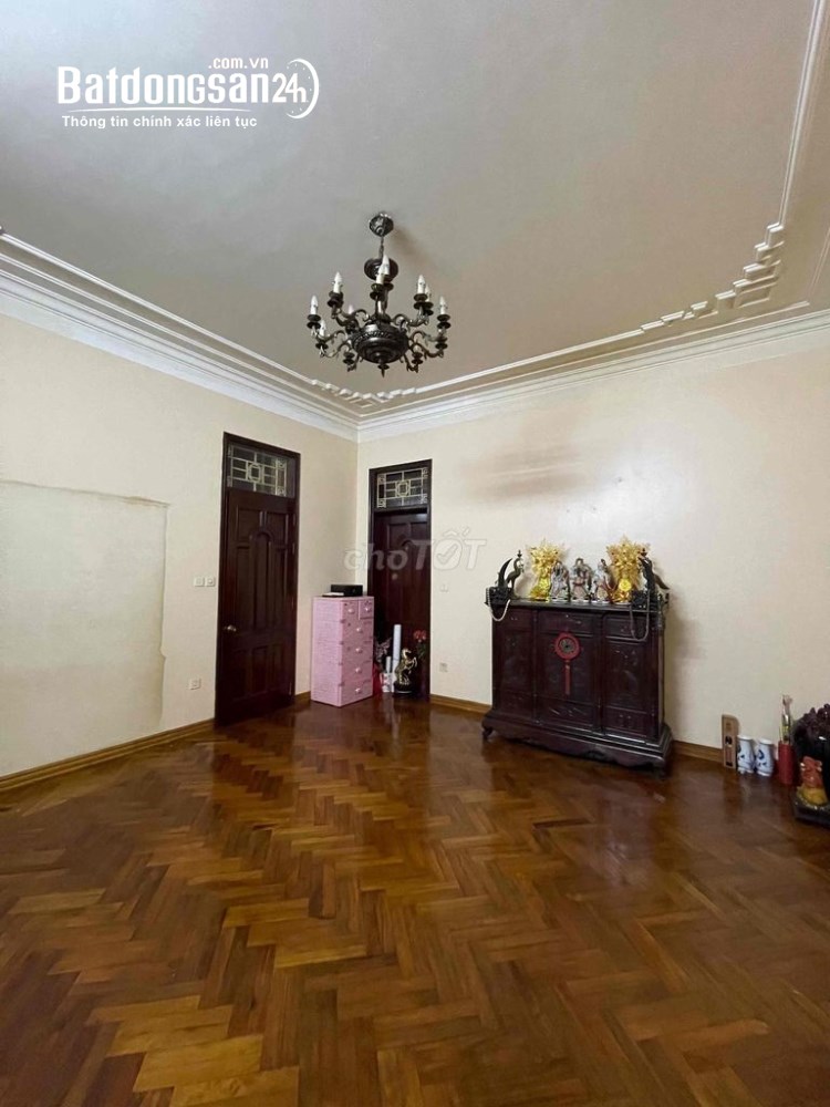 Nhà ngõ 7 phố Nghĩa Đô. Diện tích 50m2 x 4 tầng đường rộng ô tô đi lại