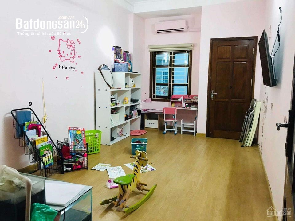 Nhà ngõ 7 phố Nghĩa Đô. Diện tích 50m2 x 4 tầng đường rộng ô tô đi lại