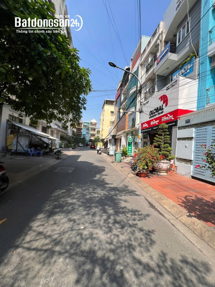 Cho thuê nhà Đường Cách Mạng Tháng Tám, Phường Nhiêu Lộc (Quận 3 cũ), Hồ Chí Minh