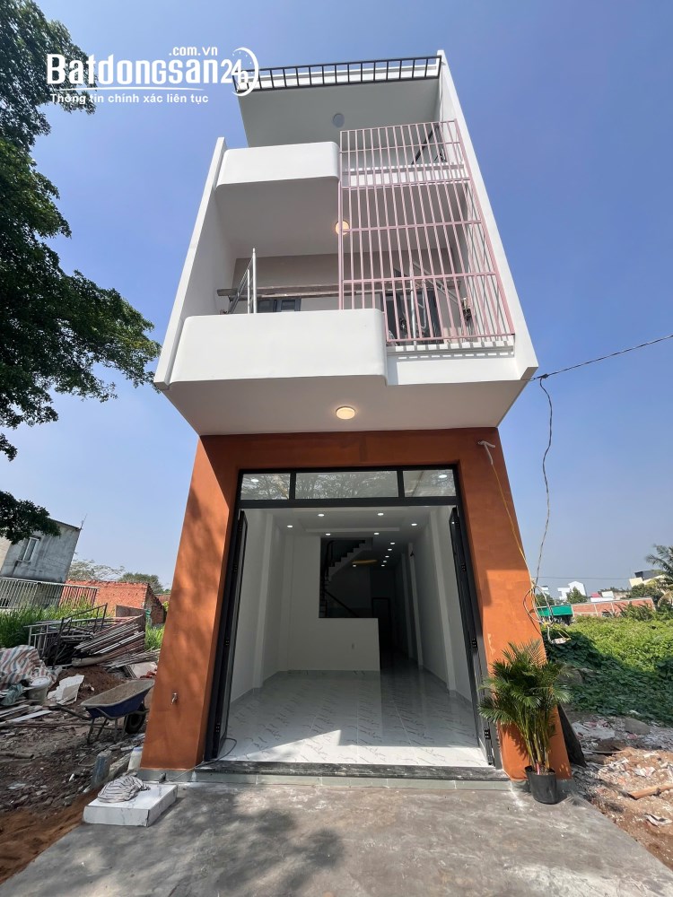 NHÀ Ở LONG HÒA, Xã Bình Chánh (H Bình Chánh cũ)