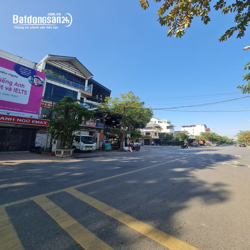 Bán đất Thạch Bàn, Long Biên. 70m2, mặt tiền 5m, ô tô vào nhà. . Lh 0989894845