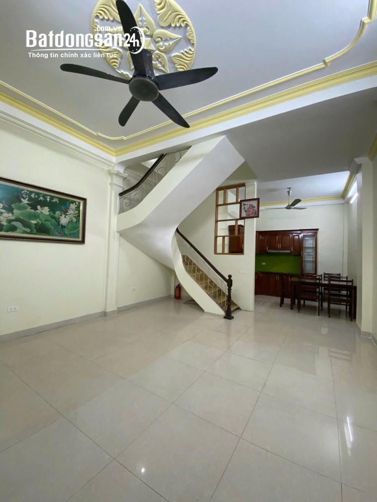 Cho thuê nhà riêng ngõ 105 Bạch Mai, Hai Bà Trưng 40m x 3T FULL ĐỒ giá 11 triệu