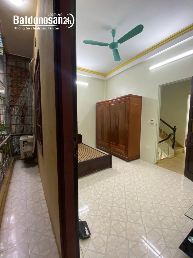 Cho thuê nhà riêng ngõ 105 Bạch Mai, Hai Bà Trưng 40m x 3T FULL ĐỒ giá 11 triệu