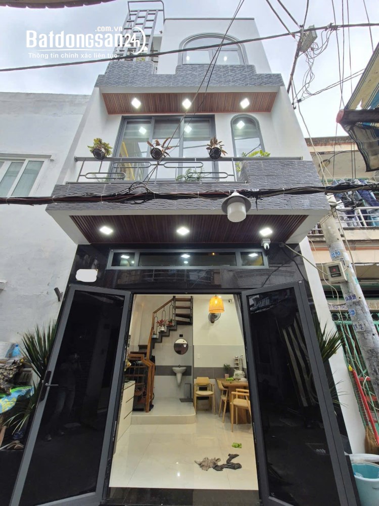 Bán nhà Đường Nguyễn Tri Phương, Phường Vườn Lài (Quận 10 cũ), Hồ Chí Minh