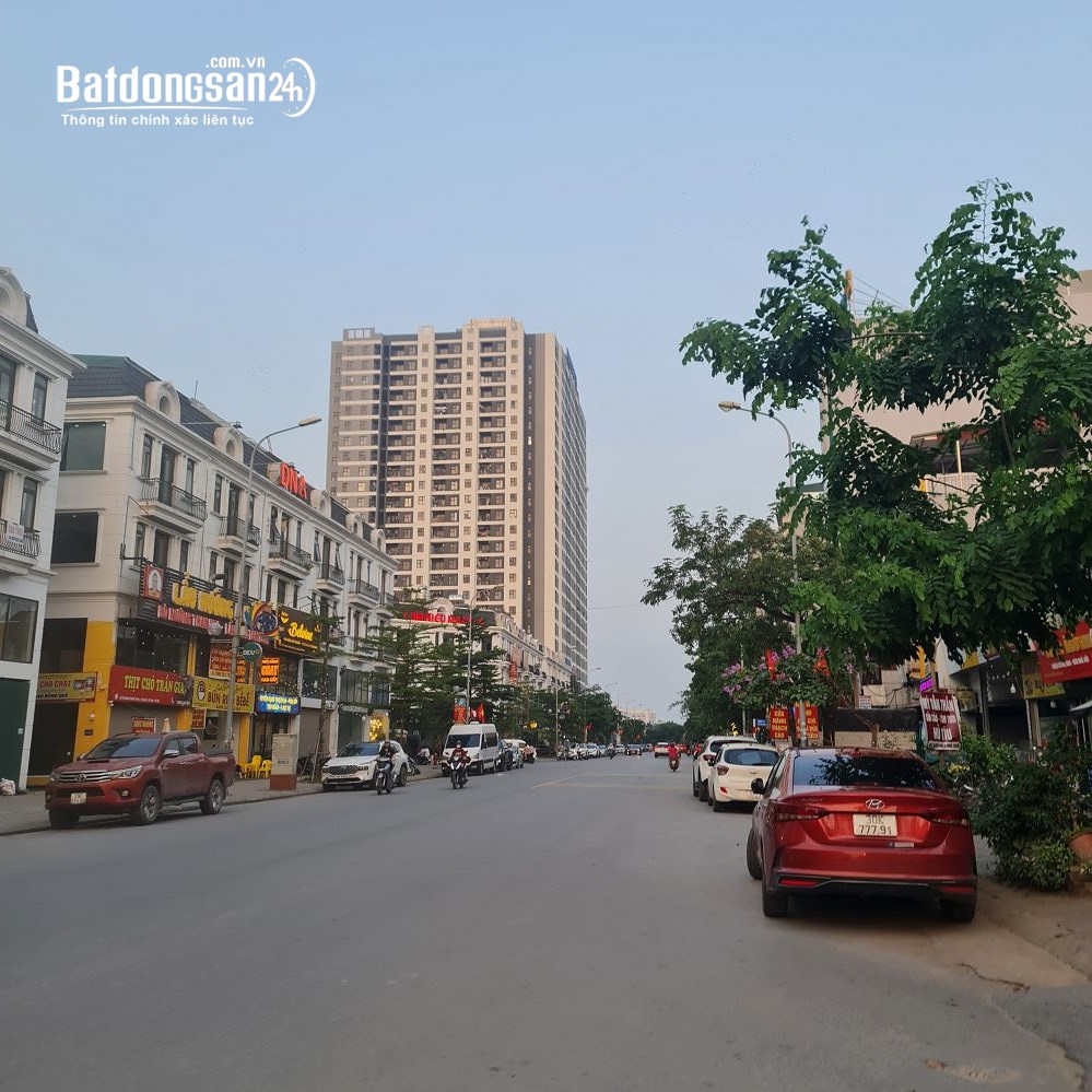 Đất trung tâm Trâu Quỳ cạnh VNUA. 58m2 ô tô tránh nhỉnh 9 tỷ đầu tư tốt.Lh 098989484
