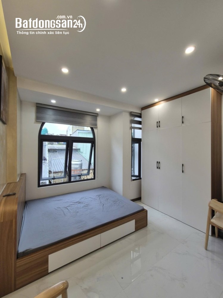 Bán nhà Đường Nguyễn Tri Phương, Phường Vườn Lài (Quận 10 cũ), Hồ Chí Minh