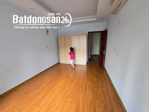 Cho thuê nhà ngõ 342 Hồ Tùng Mậu, Nam Từ Liêm 30m x 4T giá 11 triệu, 50M ra phố