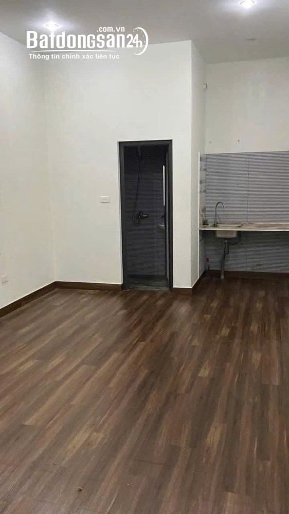 Cho thuê nhà ngõ Lê Thanh Nghị, Bạch Mai, Hai Bà Trưng 35m x 3 tầng giá 10 triệu