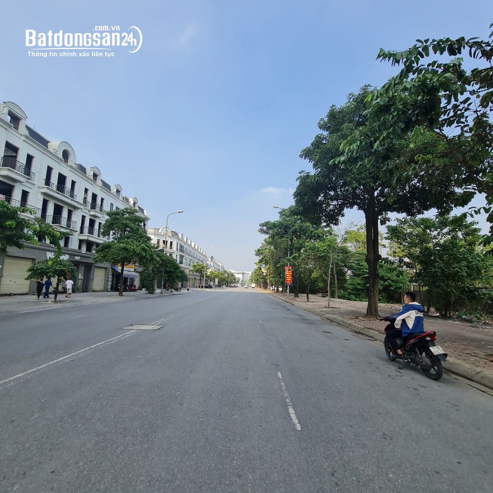 Bán nhà 5 tầng tại trung tâm Trâu Quỳ, Gia Lâm, Hà Nội. 90m2 6x15. Lh 0989894845 Cần 