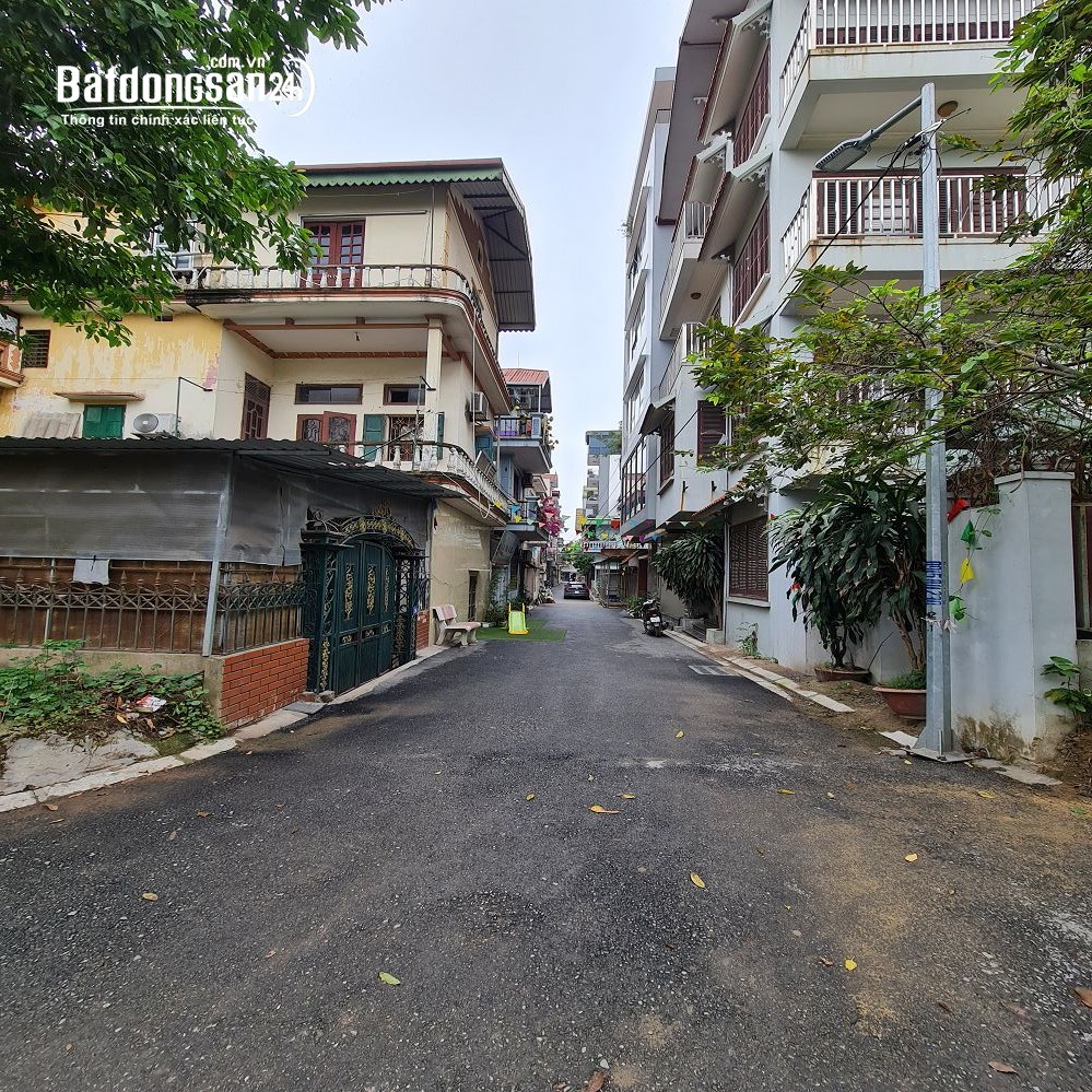 2 tỷ 0x, 42m2 đất Thuận An, Xã Gia Lâm, Hà Nội. Ngõ rộng, nông, gần trường. Lh 0989894845 