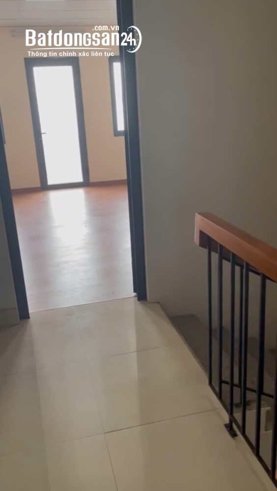 Cho thuê Liền kề-Shophouse RueDe Charme, Đường Nguyễn Xiển, Phường Thanh Xuân