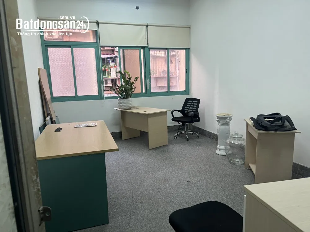 Cho thuê VP Vũ Ngọc Phan, Láng Hạ. Các phòng diện tích 20m2. Điện rẻ 3500