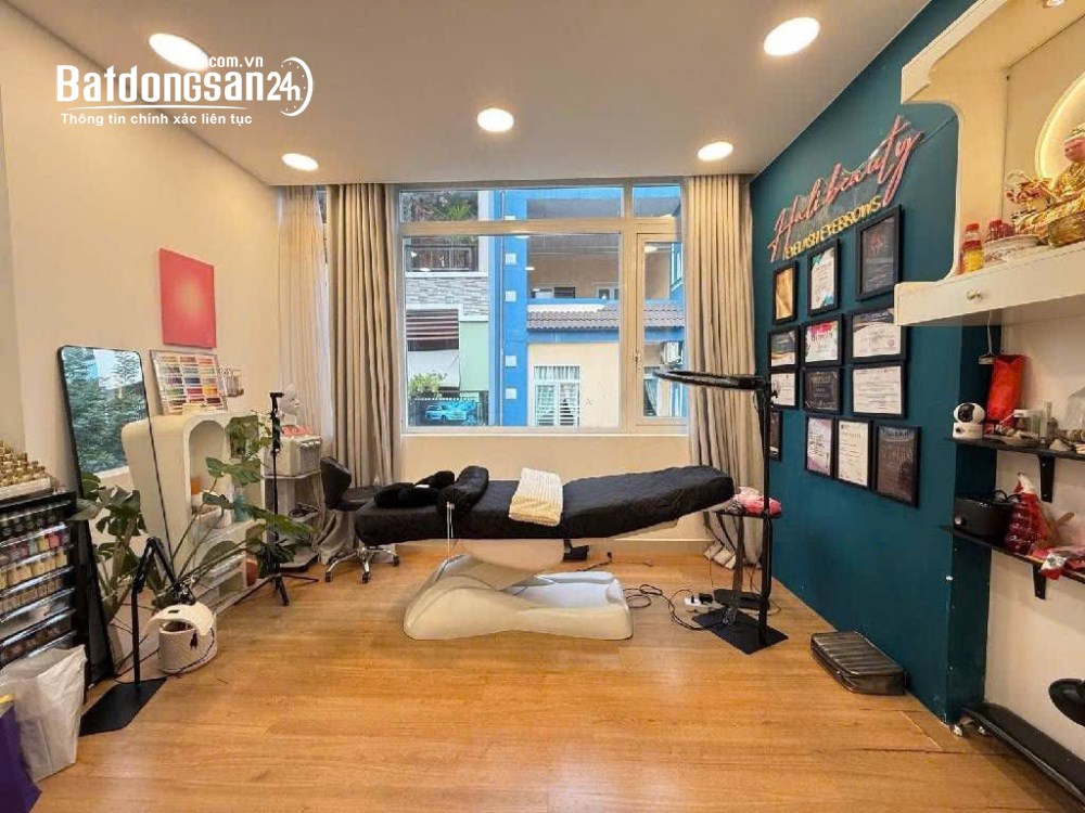 BÁN NHÀ MẶT TIỀN ĐƯỜNG 8M, THÔNG RA CẦU XÉO,Phú Thọ Hòa (Q Tân Phú cũ) 65M2, nhỉnh 7 TỶ. 