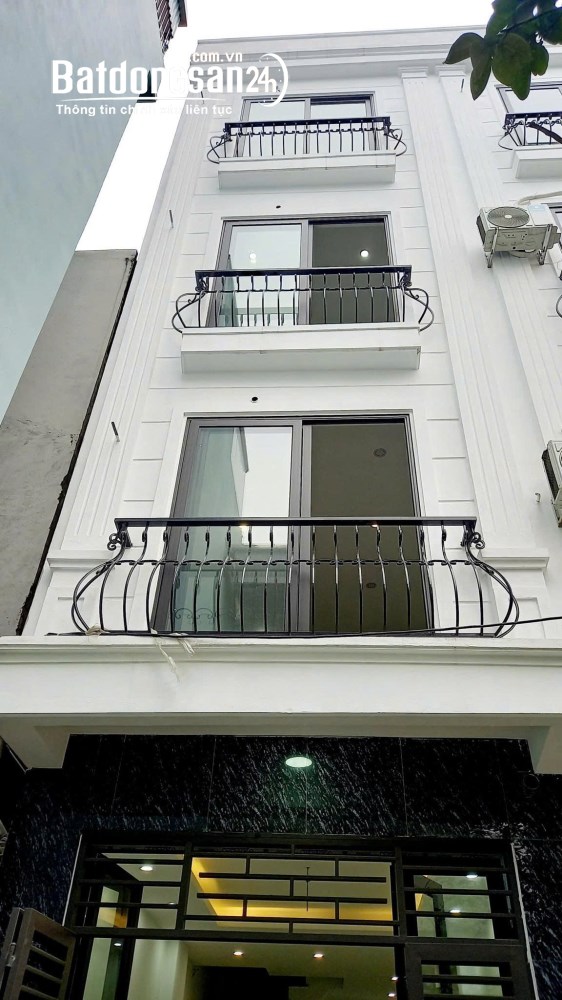 Cho thuê nhà ngõ 157 Hữu Hưng, Tây Mỗ, Nam Từ Liêm 30m x 5T FULL ĐỒ giá 12 triệu