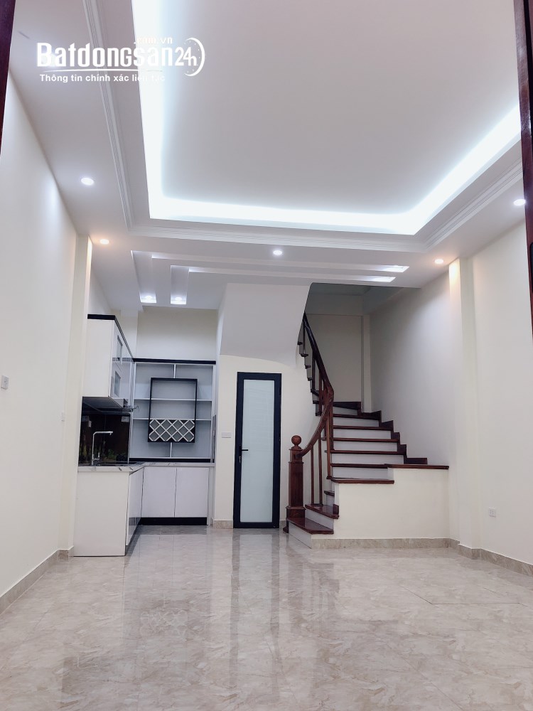 Siêu phẩm Cầu Giấy!nhà Doãn Kế Thiện,Hồ Tùng Mậu 35m2x5T full đồ,oto VF3 đỗ 8,3 tỷ