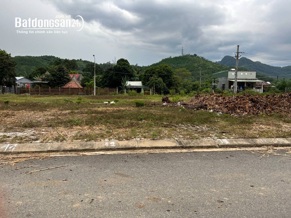 Bán đất ngay Quốc lộ 14B, Xã Thạnh Mỹ (Huyện Nam Giang cũ), Đà Nẵng