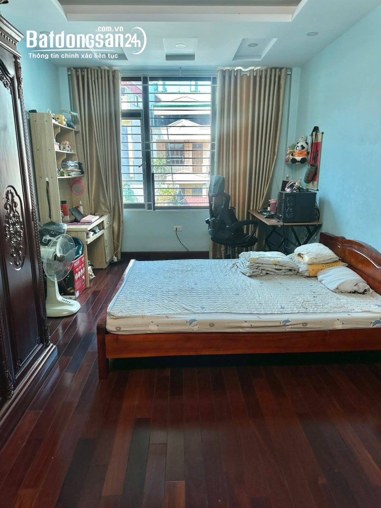 Nhà Dân Xây Giá rẻ Phố Bà Triệu Hà Đông Ô tô qua cửa dt 38m 5 tầng hơn 7 tỷ 