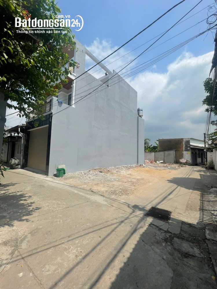  Bán đất lô góc 80m2 sổ riêng thổ cư đường ô tô (P. Hiệp Hoà) chỉ 4,4 tỉ