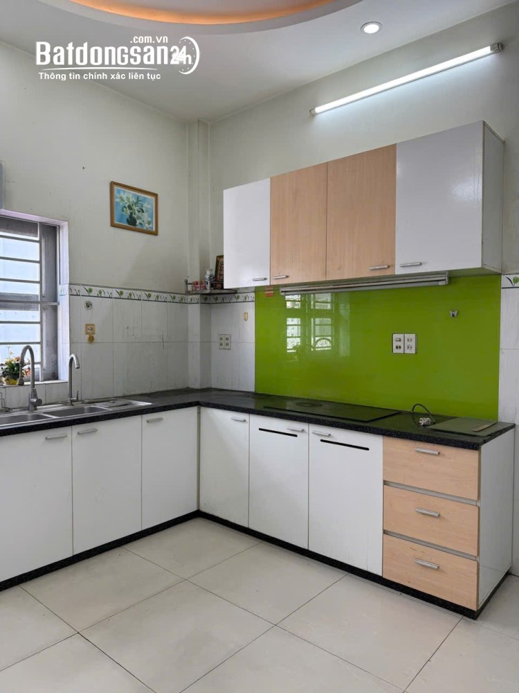 Bán nhà Đường Lạc Long Quân, Phường Hòa Bình (Quận 11 cũ), Hồ Chí Minh
